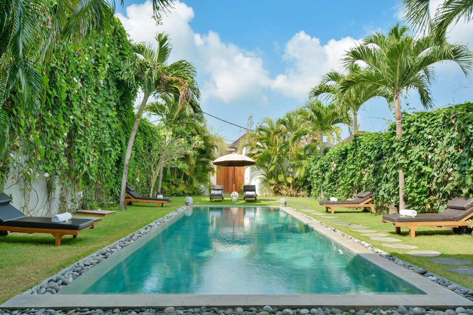 Villa Chocolat Seminyak Exterior foto